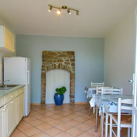 D'hotes De La Pistollerie Bed & Breakfast